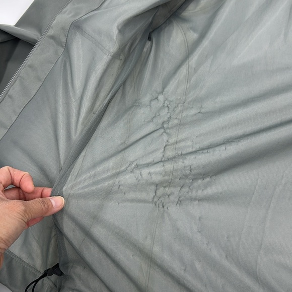 NIKE Golf Women’s Gray Storm - Fit Jacket Size Small EUC - Picture 9 of 17